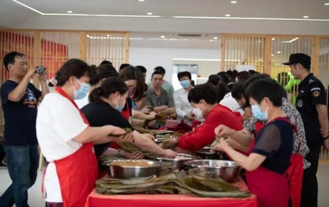 組團共建、服務(wù)民生---這里的黨群服務(wù)中心格外有溫度