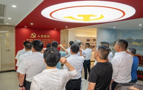 四敢爭先拼搏奮斗再出發(fā)！